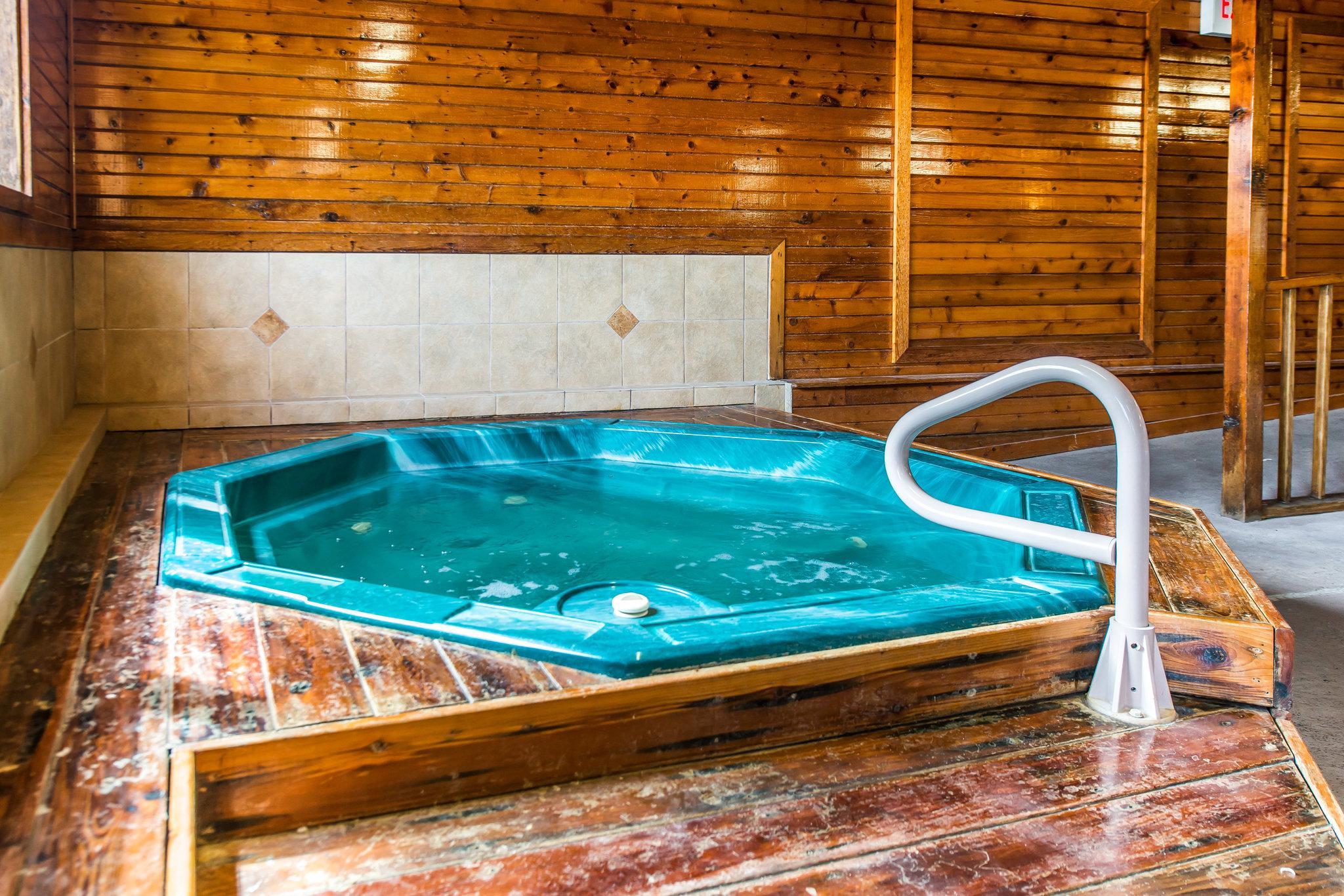 Comfort Inn & Suites Hays I-70 מראה חיצוני תמונה